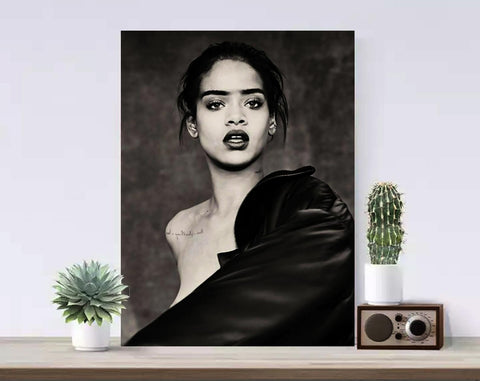 Rihanna Canvas, Singer Poster, Fashion Art, Music Canvas, Print Art, Gift Poster, Home Decor, Canvas Print, Gift for him, Gift for her